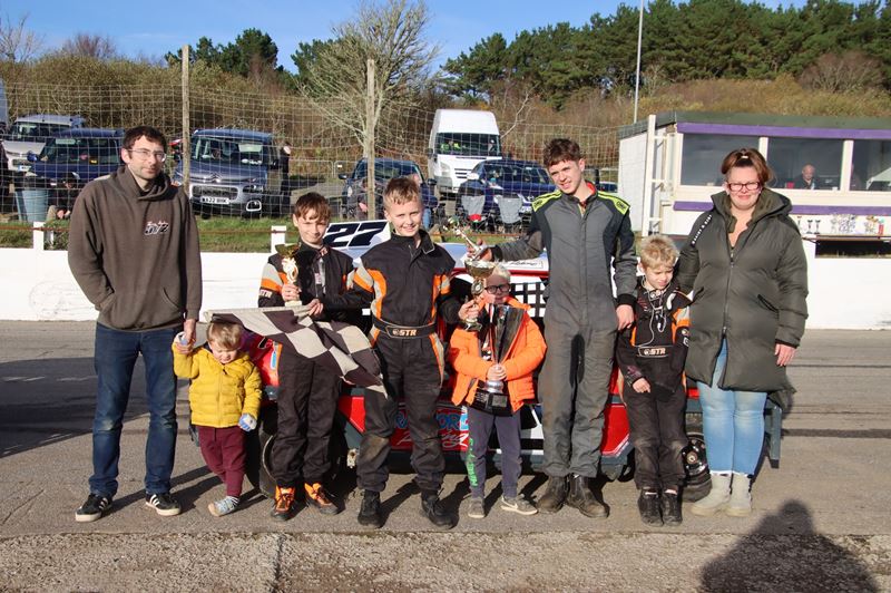 Ministox Mini Mayhem Trophy