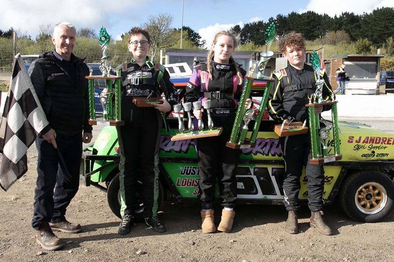 Ministox Snell Family Trophy