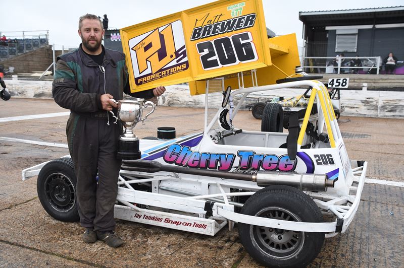 BriSCA F2 White and Yellow Smeatharpe